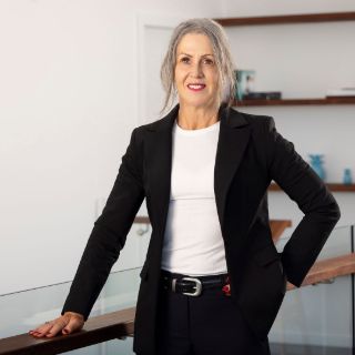 Leanne Higgins - Real Estate Agent