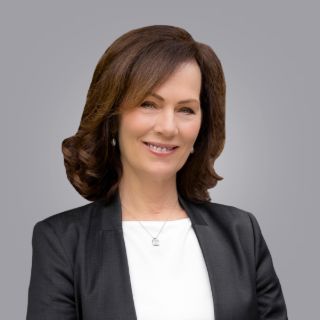 Leanne O'Leary - Real Estate Agent
