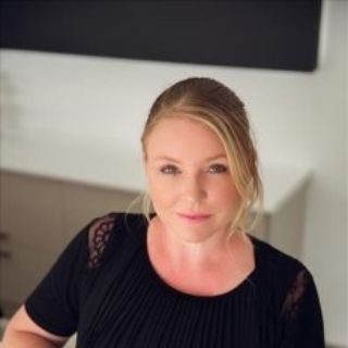 Leanne Simpson - Real Estate Agent