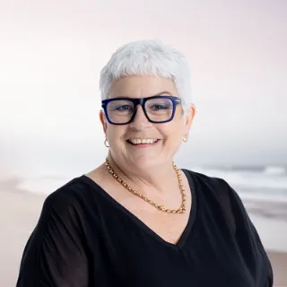 LeeAnne Klaus - Real Estate Agent