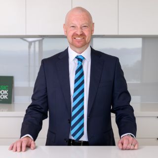 Leigh Duff - Real Estate Agent