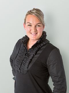 Leigh Hutton - Real Estate Agent