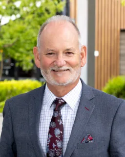 Len  Allington - Real Estate Agent
