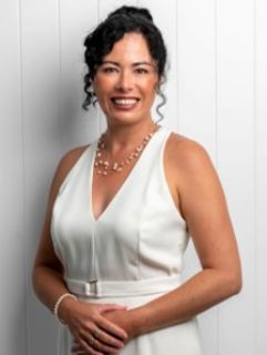 Lian Scott - Real Estate Agent