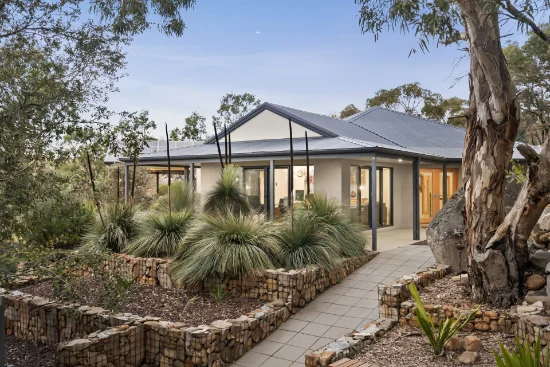 10 Tuan Lane, Longwood, Vic 3665