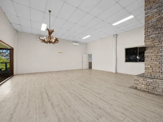 156 Cambridge Drive, Mount Hallen QLD 4312-Image