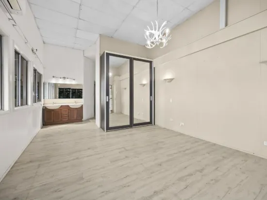 156 Cambridge Drive, Mount Hallen QLD 4312-Image