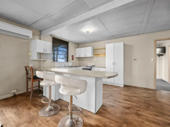 156 Cambridge Drive, Mount Hallen QLD 4312-Image