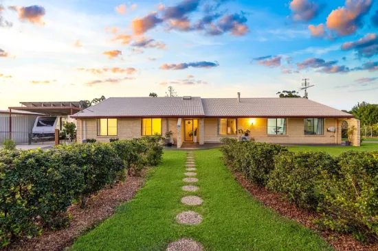 23 Burtons Road, Bridges, Qld 4561