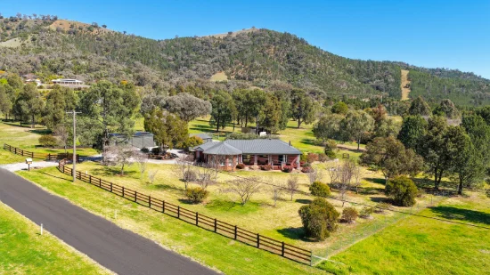 253 Catherine Way, Tamworth, NSW 2340