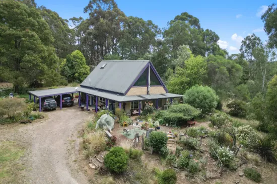 480 Russell Creek Road, Hill End, Vic 3825