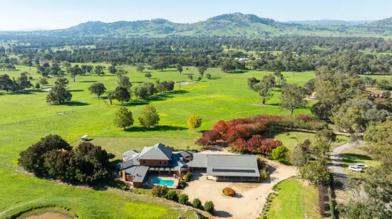 52 McDonald Lane, Kiewa, Vic 3691