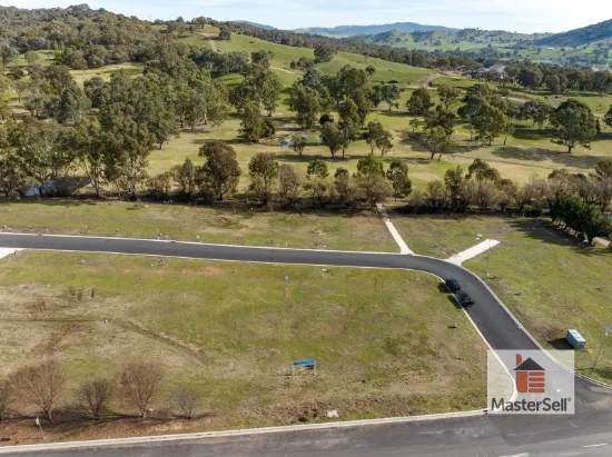 8, 2 Prospero  Drive, Tumut, NSW 2720