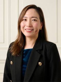 Lily Chen - Real Estate Agent