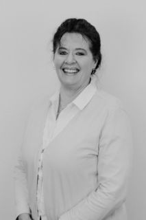 Linda Barkley - Real Estate Agent