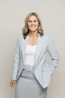 Lisa Silberberg - Real Estate Agent
