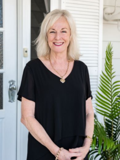 Lisa Cooper - Real Estate Agent at McLachlan Partners - Long Jetty