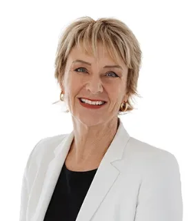 Liz  Browning - Real Estate Agent