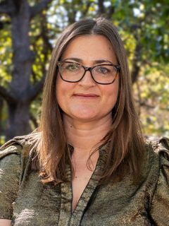 Lizzy Bloomfield - Real Estate Agent