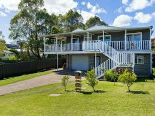 Property Management - Real Estate Agent at LJ Hooker - Bega