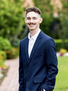 Logan Craig - Real Estate Agent