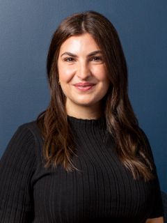 Loren Khamu - Real Estate Agent