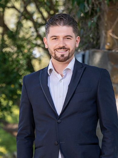 Lorenzo Servillo - Real Estate Agent at Ray White - ROCHEDALE