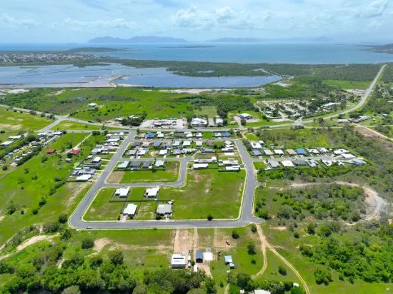WHITSUNDAY BREEZE ESTATE