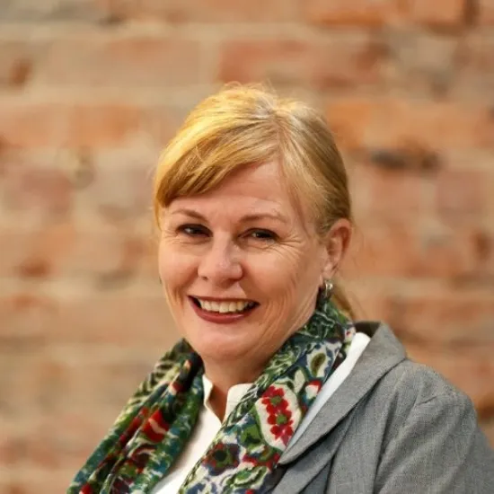 Louise Brown - Real Estate Agent at Healesville Real Estate
