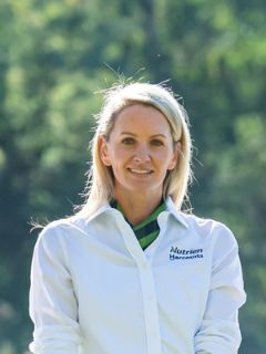Lucy Lyons - Real Estate Agent