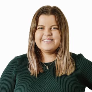 Lucy Parmenter - Real Estate Agent