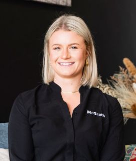 Lucy Pattingale - Real Estate Agent