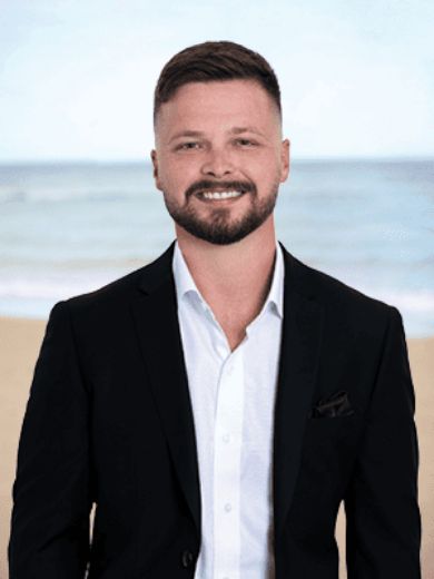 Luke Wright - Real Estate Agent at PRD Burleigh Heads -   