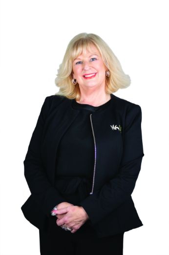 Lyn Oakley - Real Estate Agent at Fall Real Estate