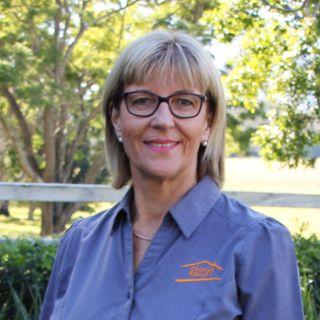 Lynda Croker - Real Estate Agent