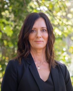 Lynn Hall - Real Estate Agent