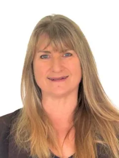 Lynn Heppell - Real Estate Agent