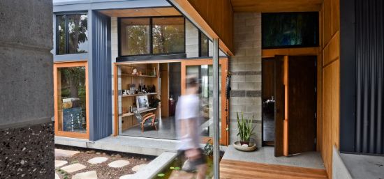 Churchill Real Estate - Lutwyche - Real Estate Agency