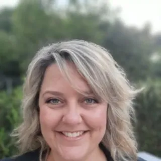 Riverscape  & River Reach Apartments - Real Estate Agent