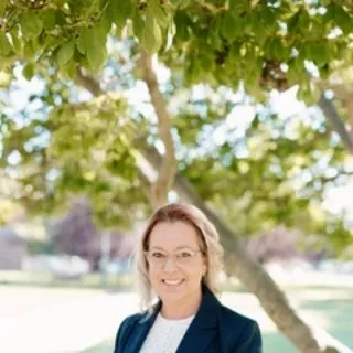 Jodie Oxman - Real Estate Agent