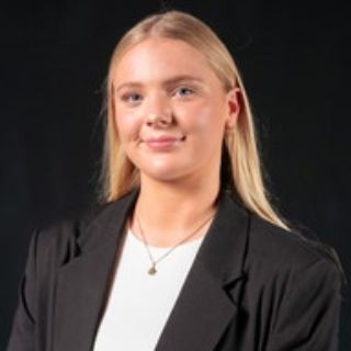 Lucette WallaceSmith - Real Estate Agent