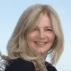 Sherrie  Lee - Real Estate Agent - Frog Property Sales & Management - Formally Property One Bayside