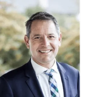 Tim  Saunders - Real Estate Agent