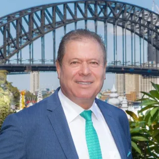 Colin Segal - Real Estate Agent