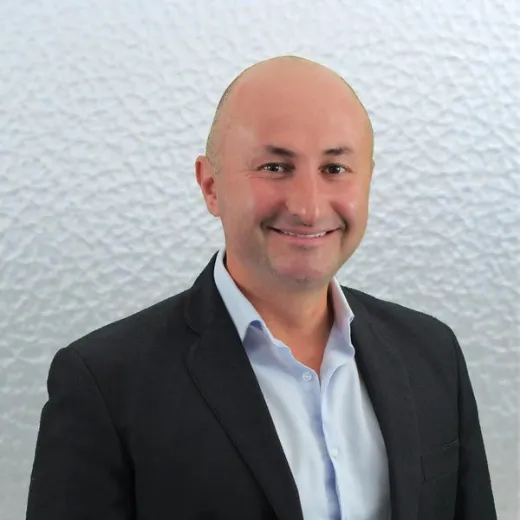 George  Vourlas - Real Estate Agent at Robert R Andrew - Campsie