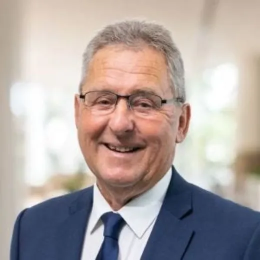 Steve O'Loughlin - Real Estate Agent at Barry Plant - Pakenham