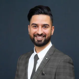 Karan Gill - Real Estate Agent