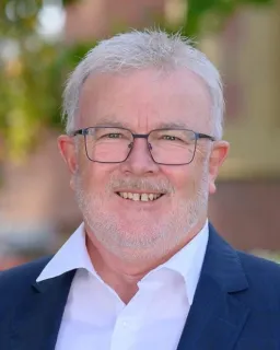 Rodney Rawlings - Real Estate Agent