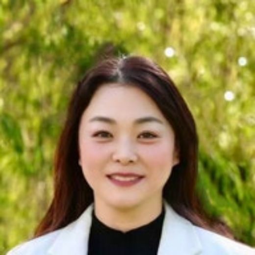 Rong Zhou - Real Estate Agent at Australia Property Group - SURREY HILLS