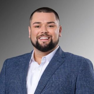 Cameron Gibson - Real Estate Agent
